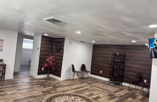 Tanglewood Terrace House | Downtown Private Pool Oasis In Sunshine State