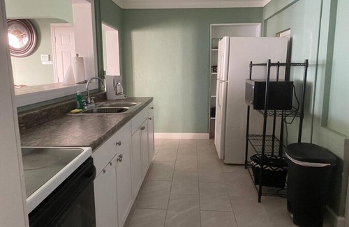Park East House | Downtown Sarasota Florida Vacation Rental, Pet-Friendly 3BR/2BA,Close to Beaches