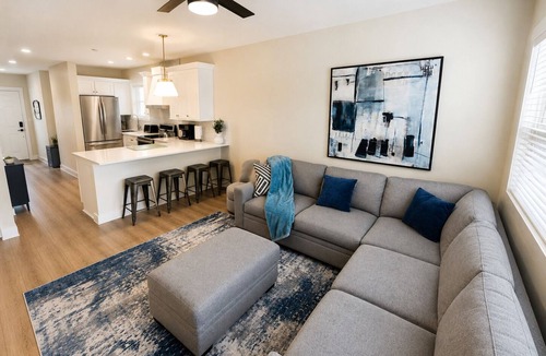 Downtown St. Petersburg House | Downtown St. Pete Radiant Retreat