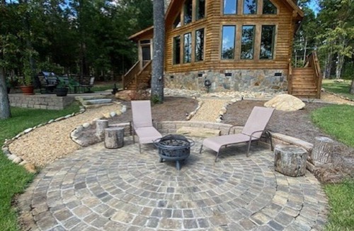 Prosperity Cabin | DREHER DREAMS CABIN-LAKEFRONT- + FISHING, KAYAKS,PADDLEBOARDS, 7 BEDS SLEEPS 9!