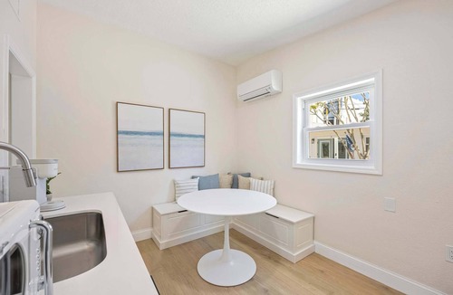 Parsuns To Cocoa Beach Apartment | Driftwood Beach Den Retreat