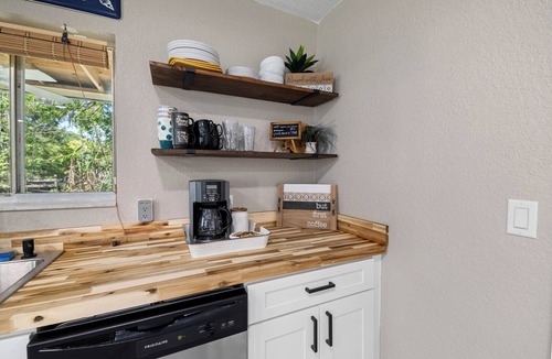 Weeki Wachee Gardens House | Driftwood Dreams - Waterfront Home Weeki Wachee River