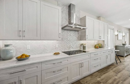 American Beach House | Driftwood Dunes | Brand New Oceanfront Beach House | Hot Tub | Elevator | EV Charger | Sleeps 17