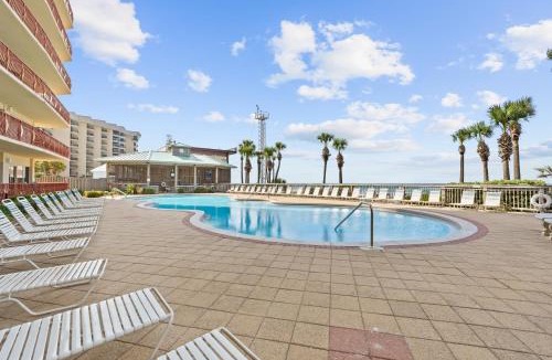 Gulf Lagoon Beach Apartment | Dunes of Panama Beach Resort by Panhandle Getaways