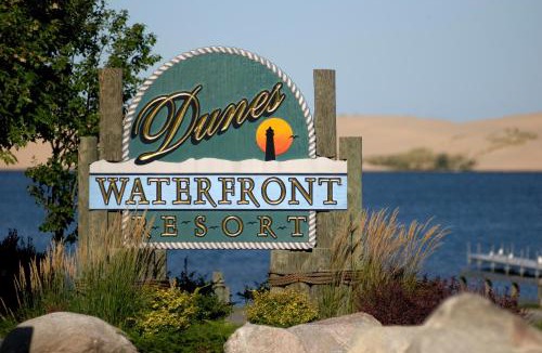 Silver Lake Hotel | Dunes Waterfront Resort