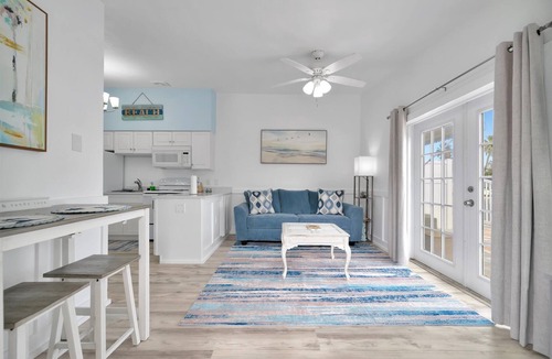 Indian Rocks Beach Apartment | East Gulf Dockside Beach Homes