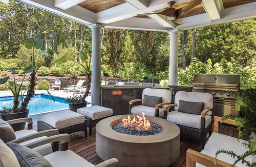 Village of East Hampton House | East Hampton 6 Bedroom Estate with Pool and Tennis