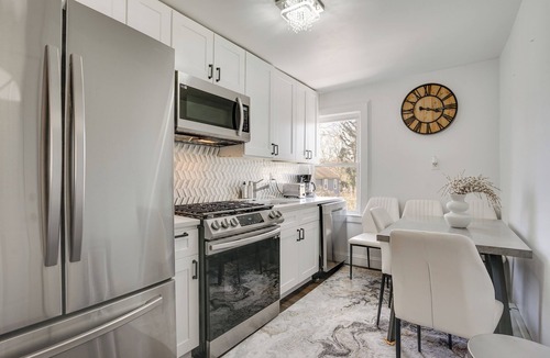 Mamaroneck Apartment | Easy Access to NYC! Sleek Suburban Apartment
