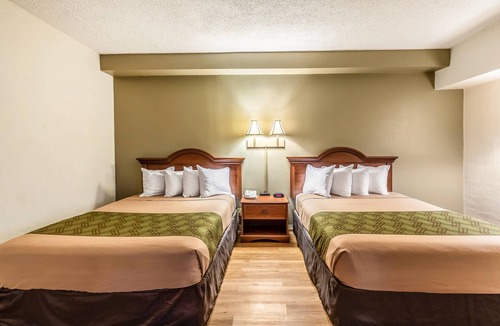 Lake City Hotel | Econo Lodge Lake City-North