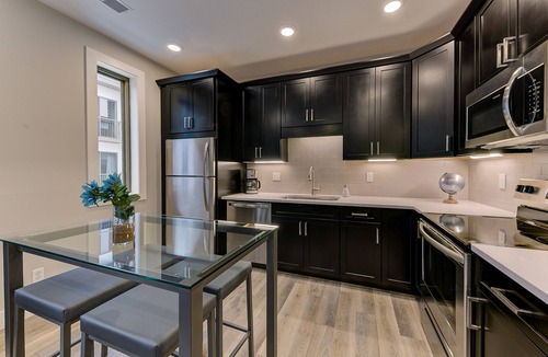 Traverse City Condo | Elegance in Downtown Traverse City