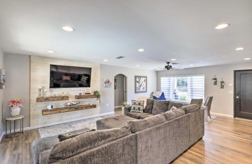 Holiday Lakes West House | Elegant Coastal Oasis Near Beaches & Private Pool