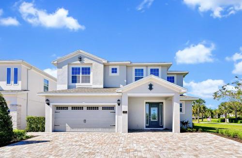 Historic Downtown Kissimmee House | Elite Home Near Disney With Theater Room, Game Room And Private Pool With Water Park Access At Encore Resorts Reunion - 200Au