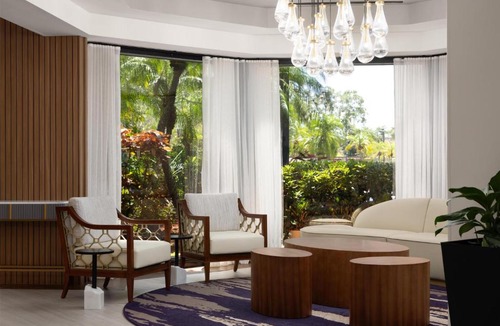 Boca Raton Hotel | Embassy Suites Boca Raton
