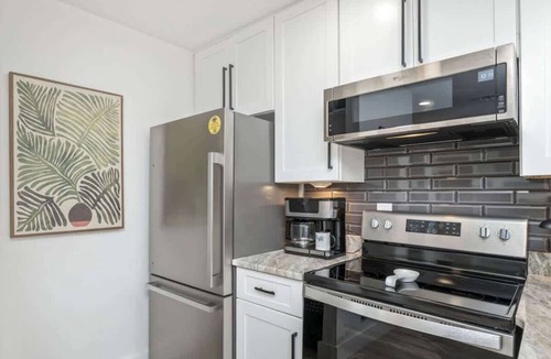 Holiday Isle Condo | Emerald Gem *Heated Pool & Private Beach Access*