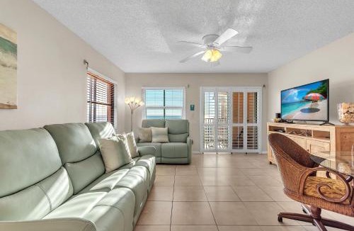 North Redington Beach House | Emerald Isle 101