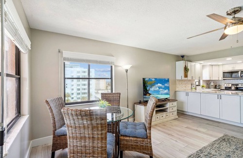 North Redington Beach Condo | Emerald Isle 604 Beautiful TOP FLOOR Condo|DIRECT GULF View|Private balcony