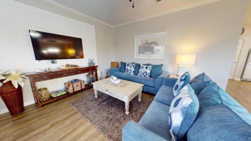 Frangista Beach House | Emerald Waters 0101
