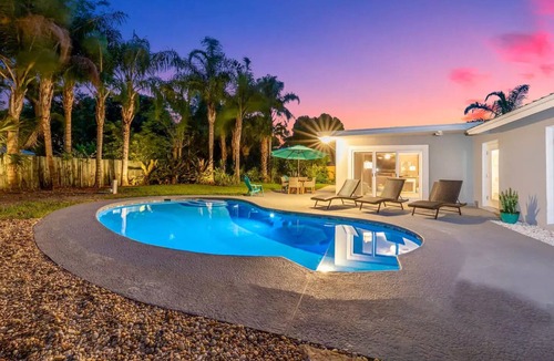 Vero Beach House | Endless Summer Vacay w/Arcade & Heated Pool