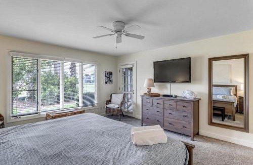 Sawgrass House | Endless Summers - Golf-view condo w beach access