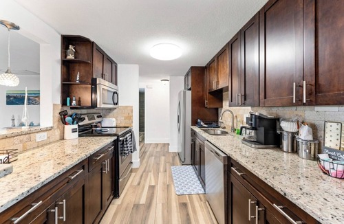 Englewood South House | Englewood Escape: 3BR Waterfront with Pool