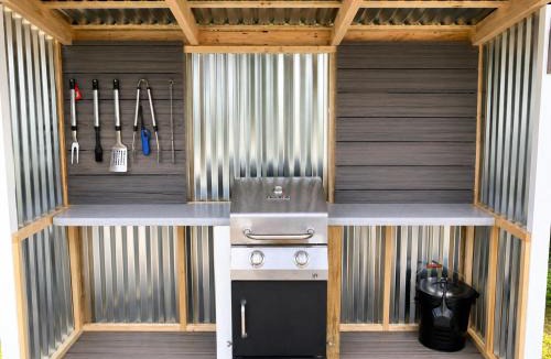 Englewood East House | Englewood Turtles Oasis