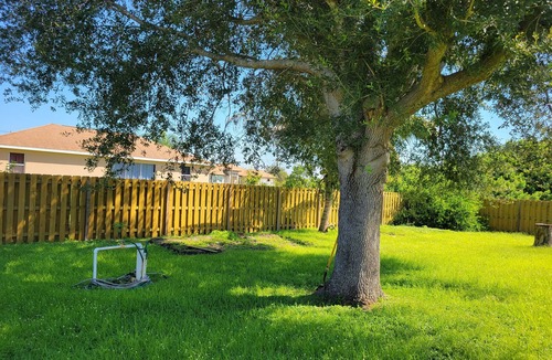 Sunshine House | Enjoy Sunny Florida weather and endless sight seeing, beaches, and fishing.
