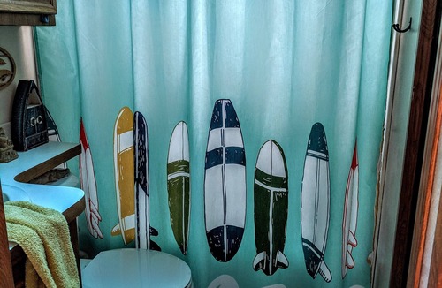 Upper Grand Lagoon Resort | Enjoy your vacation stay at Emerald Pointe Resort in our nostalgic bungalow!