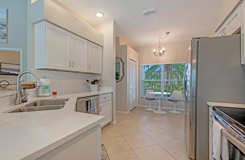 Naples House | Escape to Paradise: Luxurious 3 Bed/2 bath w/Pool