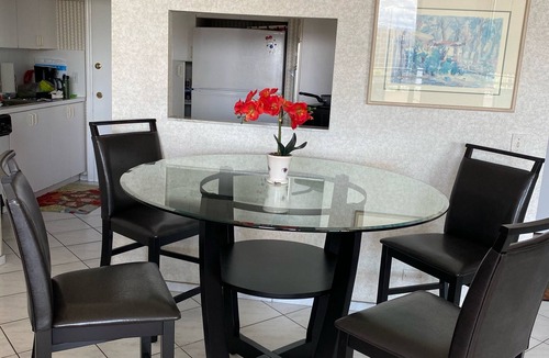 Hollywood South Central Beach Condo | Escape to Sun, Sand & Serenity Beachfront 1 bedroom 1,5 bath condo free parking