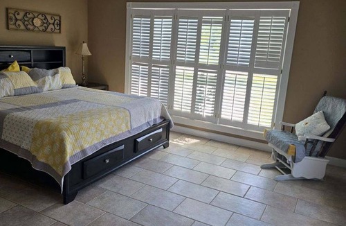 Waycross House | Escape to Tranquility and Fun at this South Georgia Ranch. Pet-Friendly!
