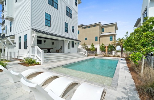 Bay County House | Estate Home: 4th of July week now available as a Friday or Saturday check in!