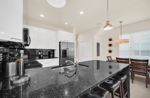 Clear Creek House | EV 1447 - 3 Bed, 3 Bath Townhome with Screened-In Private Pool and Access Resort