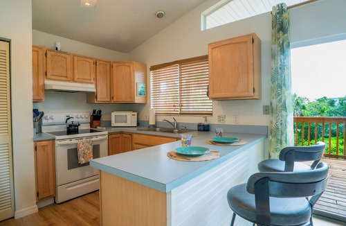 Palm Island House | Exclusive Palm Island 2br/2ba Home with Pool, Hot Tub, Dock, & 7-Mile Beach