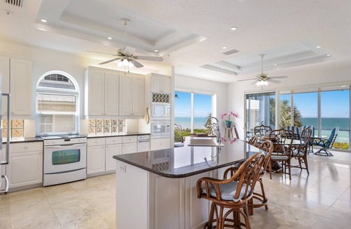Siesta Key House | Exclusive Private Residence on the Gulf of Mexico, a Premier Vacation Retreat