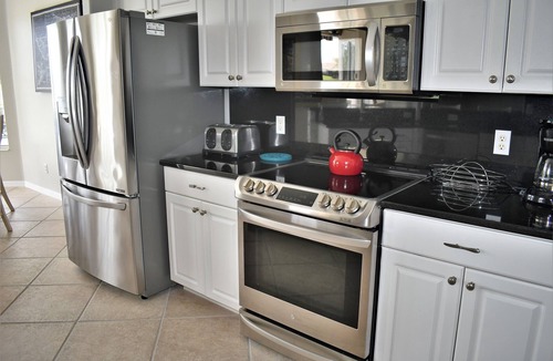 Sarasota House | Executive Pool Home In Gated Community Overlooking Golf Course