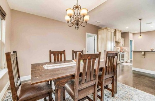 Milton House | Exotic Farm Stay