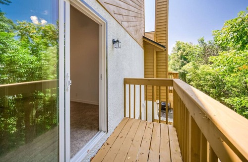 Jacksonville House | Explore Culture, Relax on Private Patio, Pet Haven