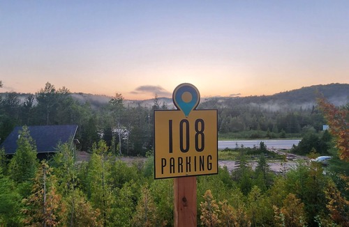 Munising Ski Chalet | EXPLORE Munising Studio Suite 106