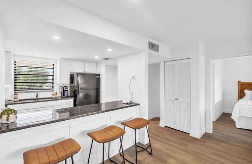 Park Shore Condo | F-335 - Modern Interior, 3rd Floor, Privacy