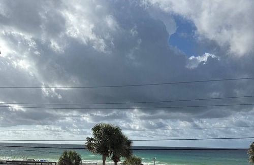Destin House | FABULOUS UNOBSTRUCTED VIEW OF THE GULF !