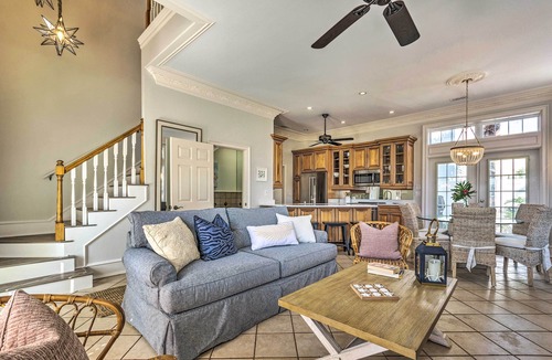 Miramar Beach House | Fall and Winter Price Drop/2-Min Walk to Beach–No Streets to Cross+ Beach Gear