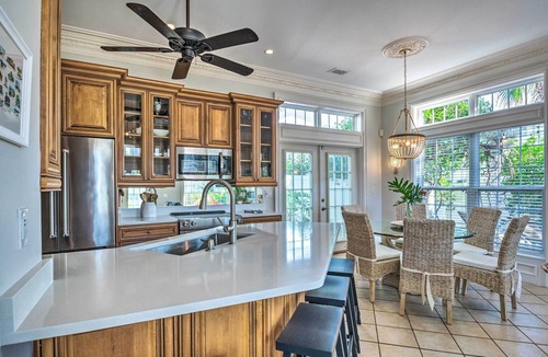 Miramar Beach House | Fall and Winter Price Drop/2-Min Walk to Beach–No Streets to Cross+ Beach Gear