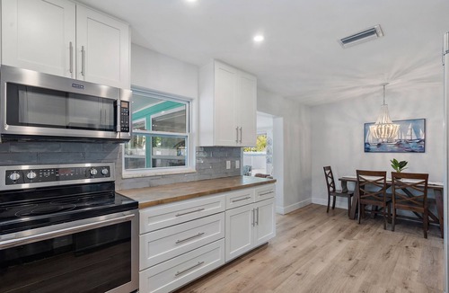 Madeira Beach House | Family Beach Escape w/Private Boat Trips