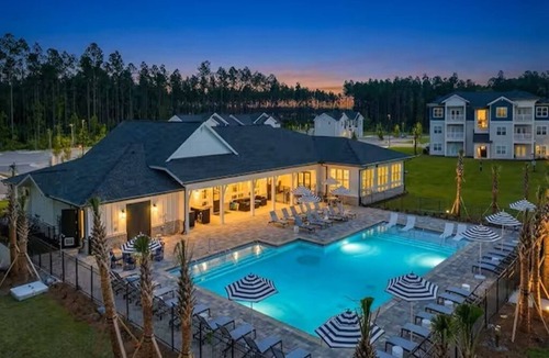 Yulee Apartment | Family Cinema Escape · Salt Pool · Gym · Sleeps 8