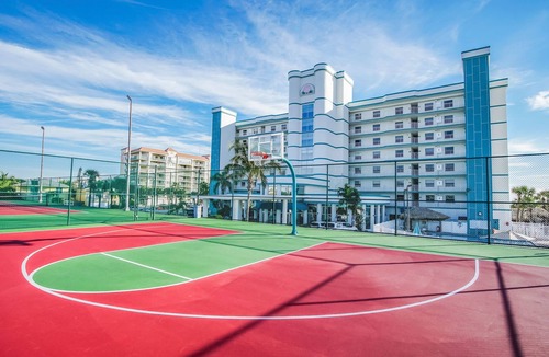 Banana River Estates Condo | Family Escape | Oceanfront Condo + Pool Access