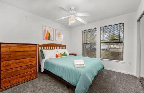 Bearss Plaza Apartment | Family-friendly 1st floor unit w patio