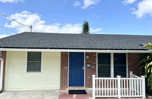 Cypress Gardens House | Family-Friendly 2BR Near LEGOLAND with Parking