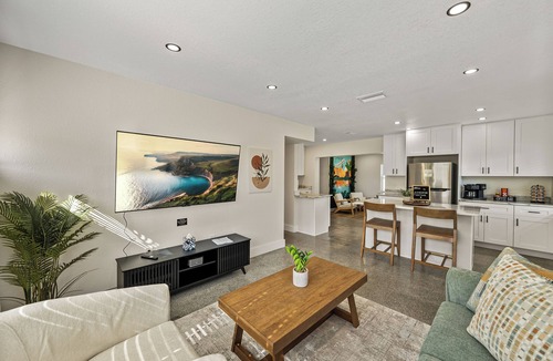 Lake Bentley House | Family-Friendly 3BR | Downtown & Lake Hollingsworth