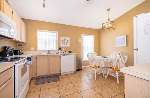 Clear Creek Villa | Family-Friendly 5 Bedrooms, with Games Room/Pool Heat Included
