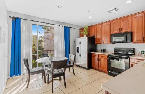 Florida Central Atlantic Coast Villa | Family-Friendly at Vista Cay-Top notch- 5015#44
